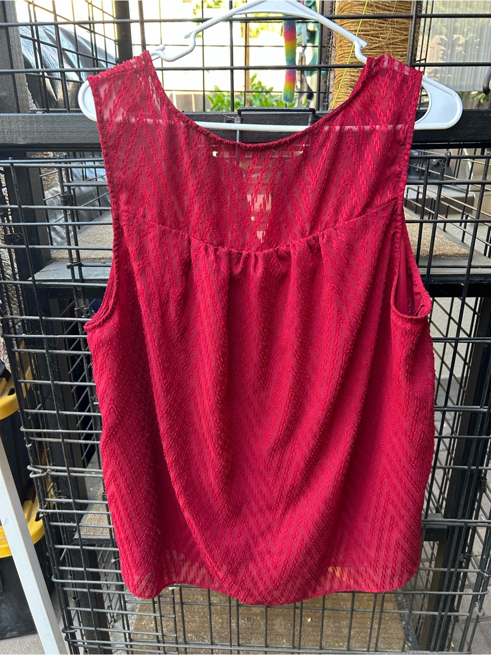 torrid Red Sleeveless Lace-Detail Tank - Picture 2 of 3
